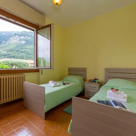 Appartement Sleeps 6 Wifi Ossuccio