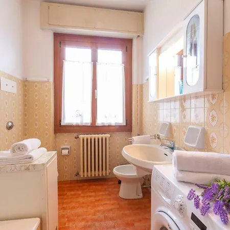Sleeps 6 Wifi * Ossuccio