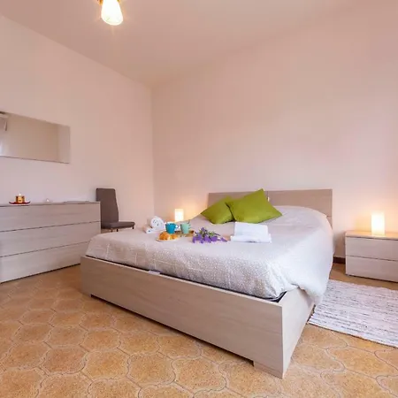 Appartement Sleeps 6 Wifi *